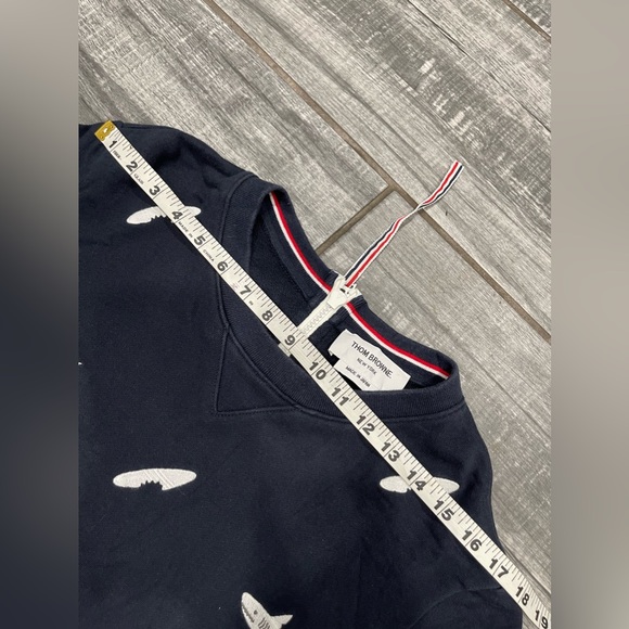 Thom Browne Embroidered Shark & Surfboard Crew Sweat Zippered Size 1 - Picture 9 of 12